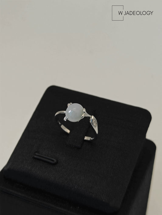 Jade Cat Charm Ring
