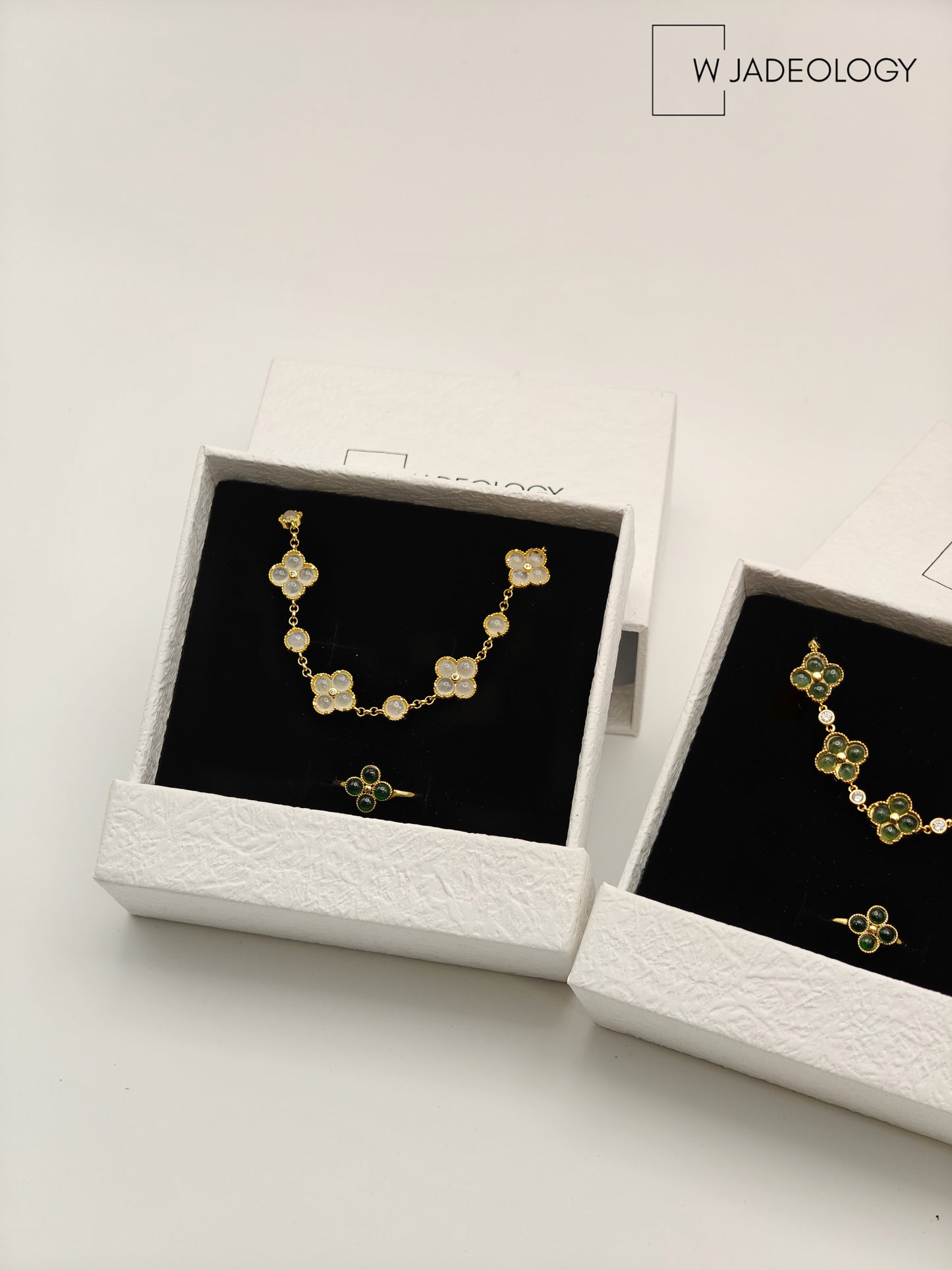 Jade Four-Leaf Clover Jewelry Set