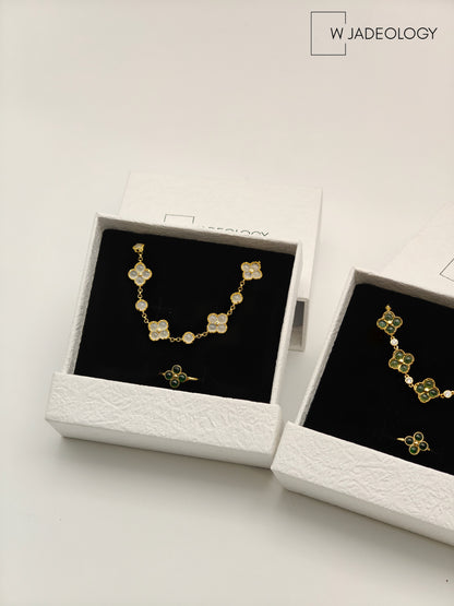 Jade Four-Leaf Clover Jewelry Set